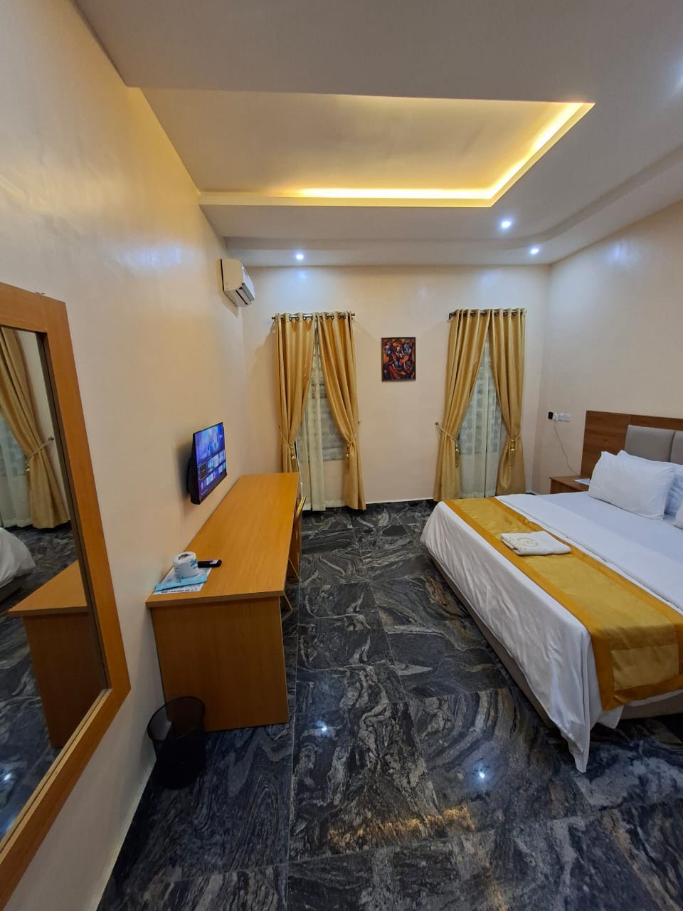 Luxury hotel room